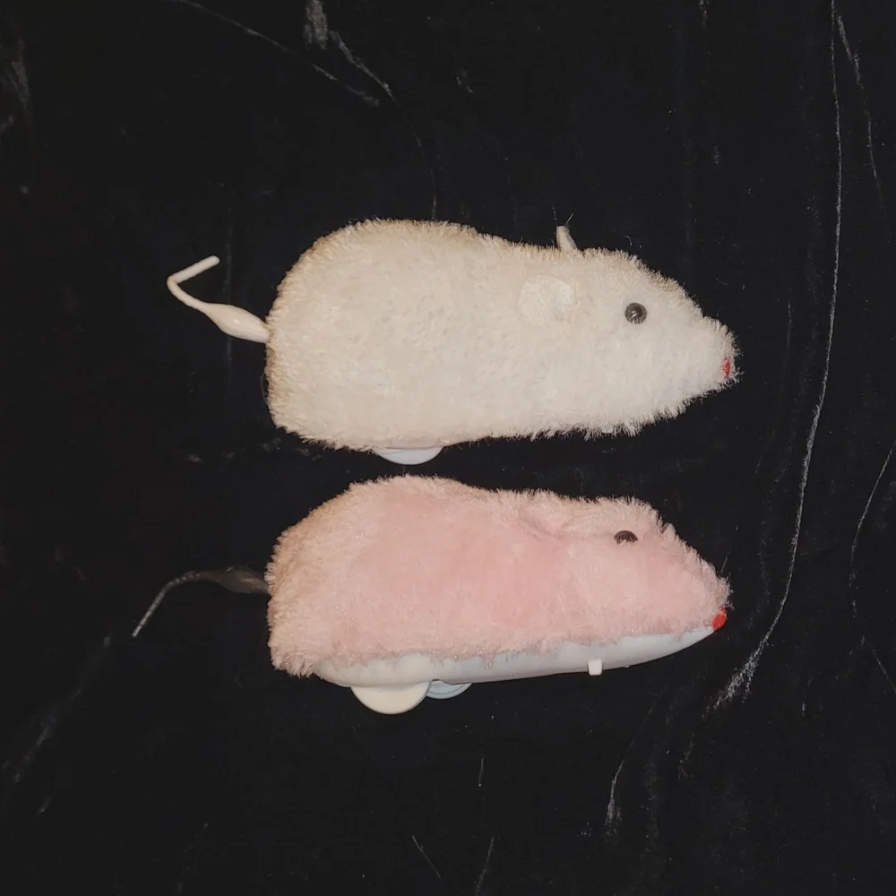 Wind Up Mouse Toy Set for Cats- White and Pink